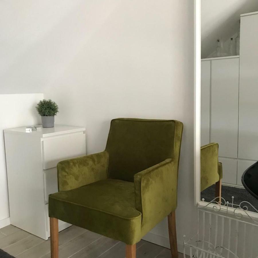 Laura Apartment